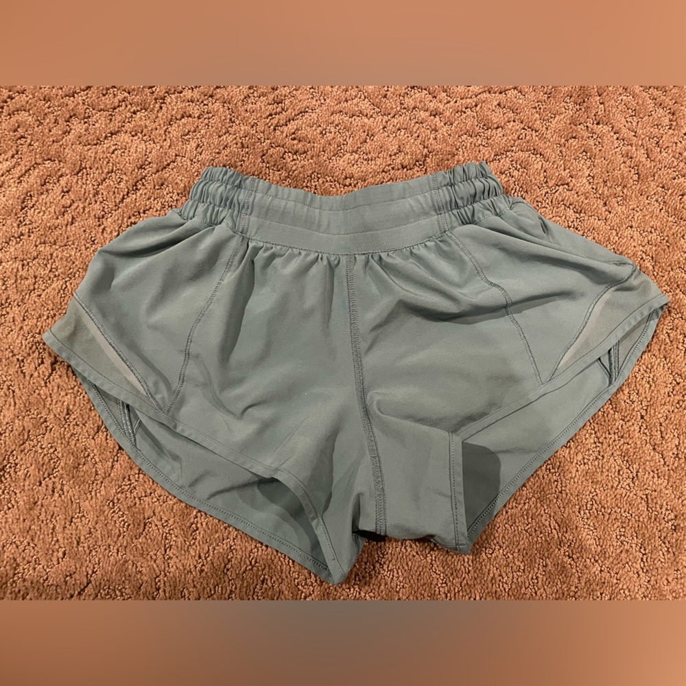 Lululemon hotty hot short